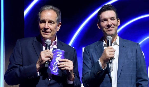 Jim Nantz Discusses Changes in the Booth After Tony Romo’s Arrest
