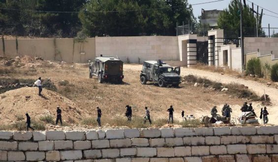 Tensions Escalate as Settlers Blockade Palestinian Homes in West Bank