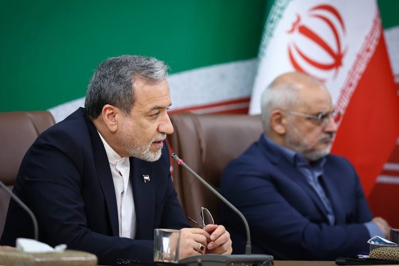 Iran Parliament Approves Bill Restricting Media Communications