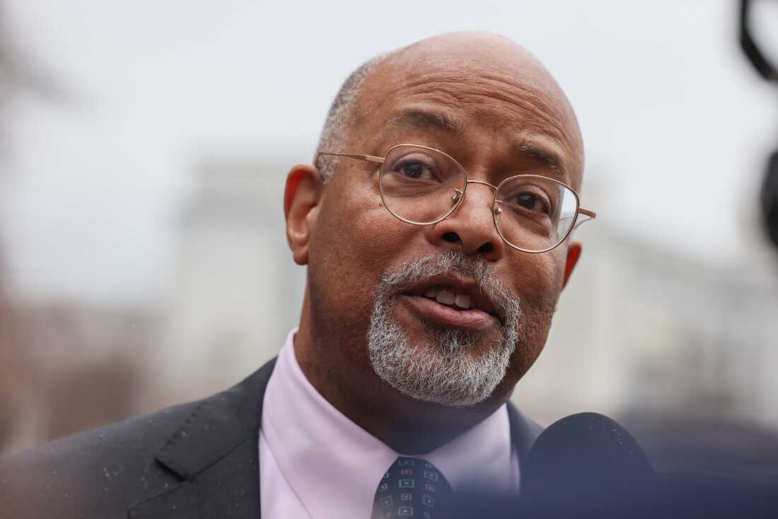 Rep. Glenn Ivey Considers Stopgap Bill as House Reconvenes