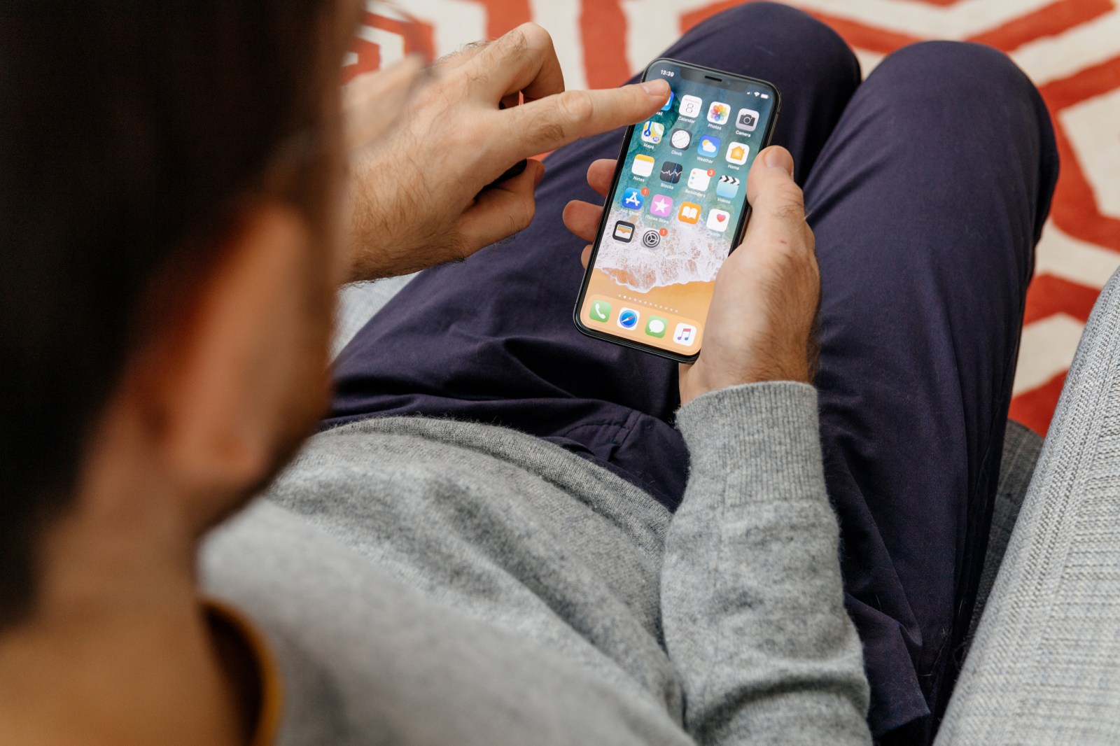 Impact of Apple’s AI Settlement on iPhone Users