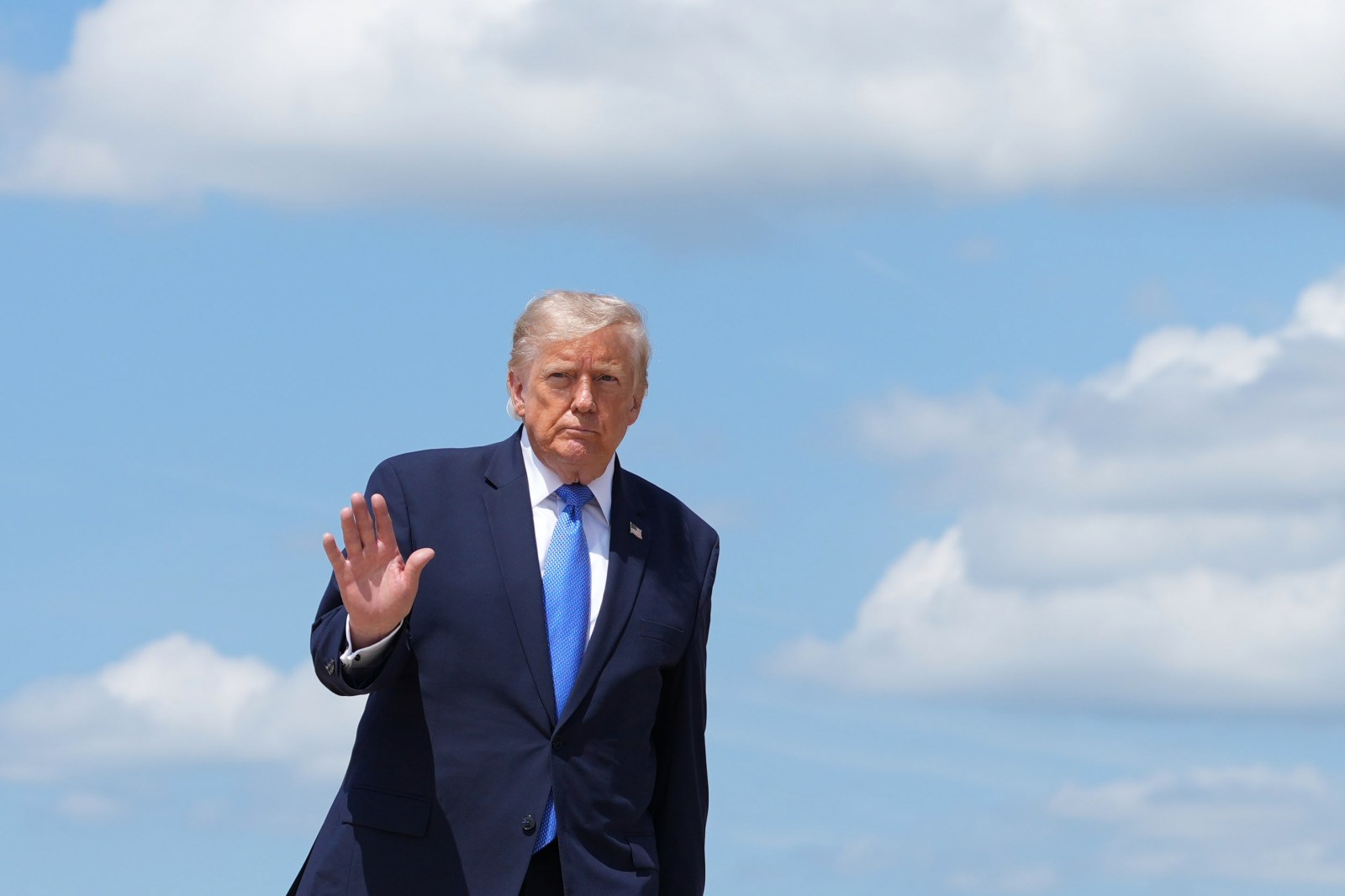 President Trump Faces Economic Discontent Amid West Coast Tour