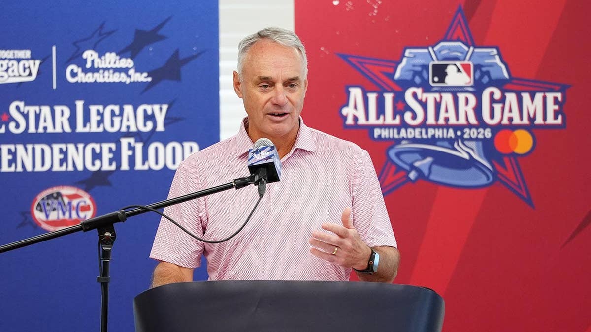 MLB Labor Talks and Presidential Influence: Tension Ahead of Playoffs