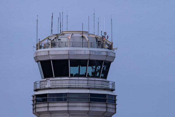 Air Traffic Controller Averts Potential Mix-Up with Identical Flight Numbers