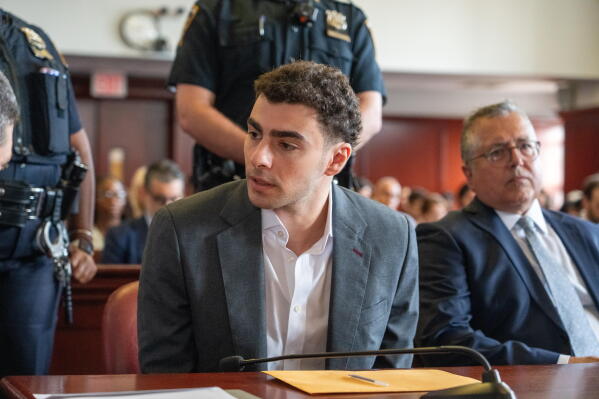 Luigi Mangione’s Murder Trial Delayed Amid Double Jeopardy Claims