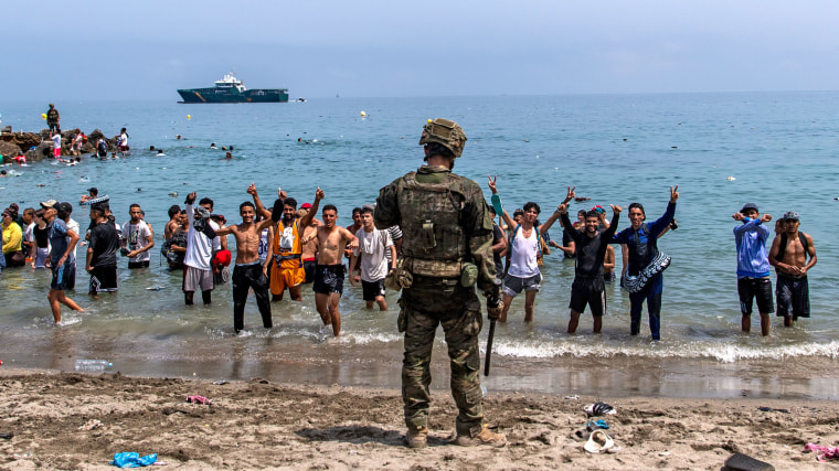 Spanish Prime Minister Addresses Migration Disinformation Crisis