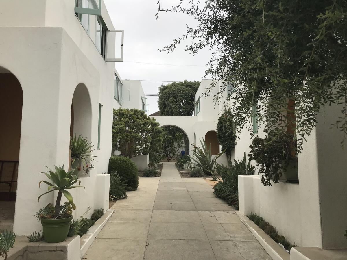 Los Angeles’ Housing Solution: Transforming Vacant Lots into Affordable Homes