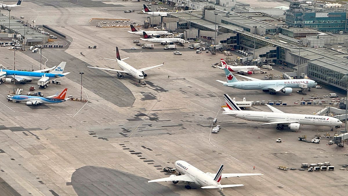 Tragic Incident at Montréal-Trudeau Airport: Worker Struck by Passenger Jet