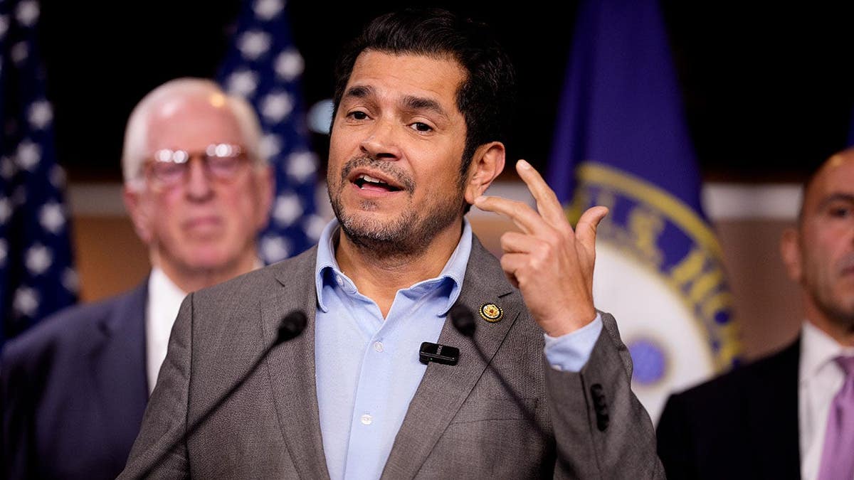 House Ethics Committee Investigates Rep. Jimmy Gomez