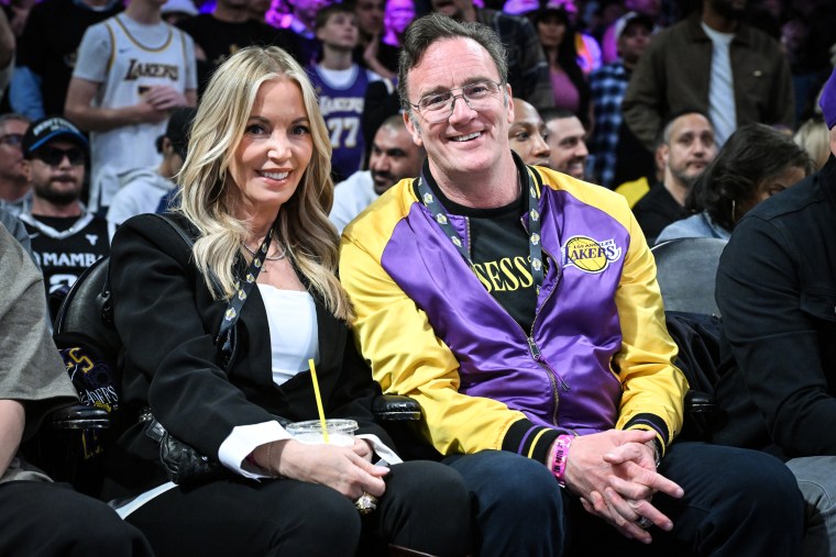 Buss Family to Sell Lakers Stake to New Owners