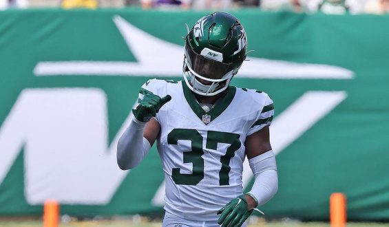 Jets Practice Halted as Player Faces Medical Emergency