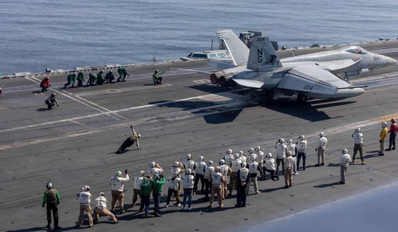 USS Abraham Lincoln Maintains Low Mental Health Cases Despite Deployment Challenges