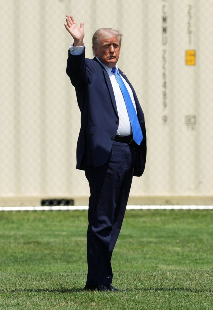 Trump’s Visits to California and Nevada: Economy, Border Security, and Crime in Focus