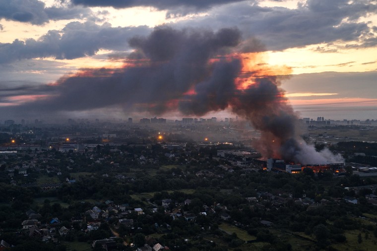 Russian Strike Hits Kyiv: 17 Dead, 44 Wounded