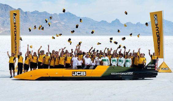 JCB Hydromax Sets New Land Speed Record with Hydrogen-Powered Car
