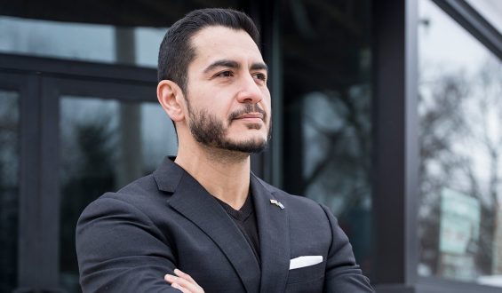 Joe Concha Criticizes Abdul El-Sayed’s Medical Credentials and Advertising Practices