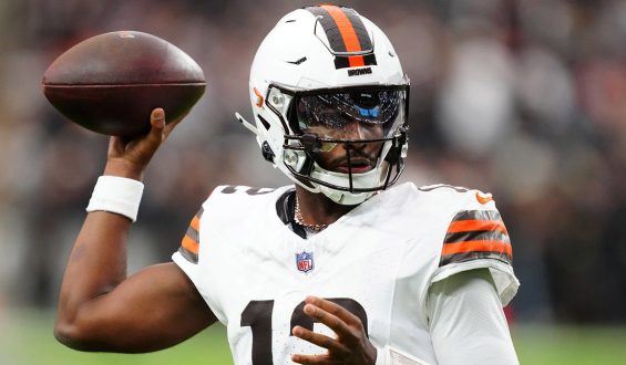 Shedeur Sanders Faces Uphill Battle in Browns Quarterback Competition