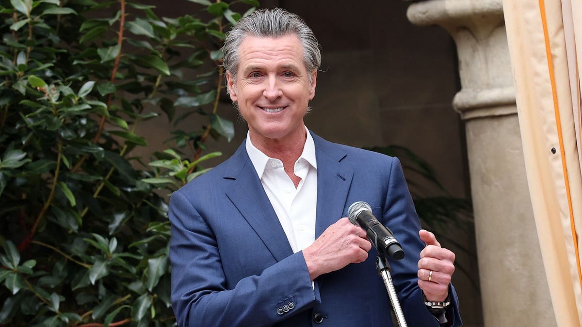 California Governor Gavin Newsom’s Political Strategy and Its Historical Parallels