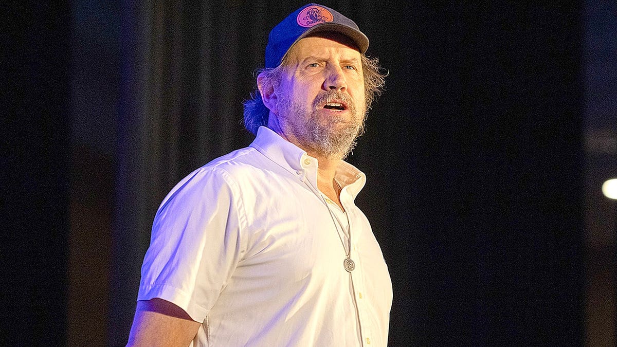 Jamie Kennedy Criticizes Perceived Hypocrisy in Political Discourse