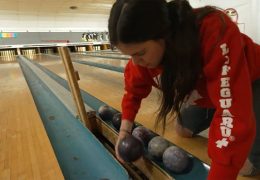 Preserving Community Through Candlepin Bowling, Venus Flytrap Rescue, and More on ‘CBS News Sunday Morning’