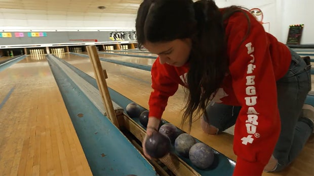 Preserving Community Through Candlepin Bowling, Venus Flytrap Rescue, and More on ‘CBS News Sunday Morning’