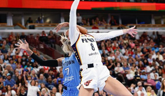 Fever Coach Faces Criticism Amid Player Controversies