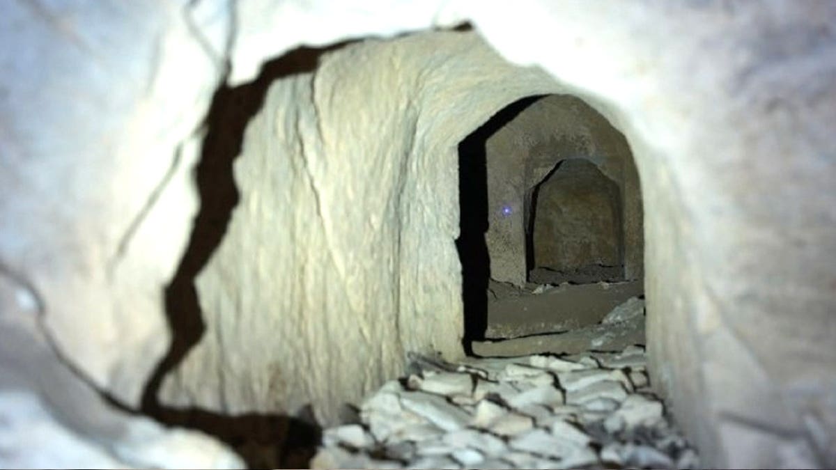 Ancient Burial Cave Discovered in Jerusalem During Police Operation