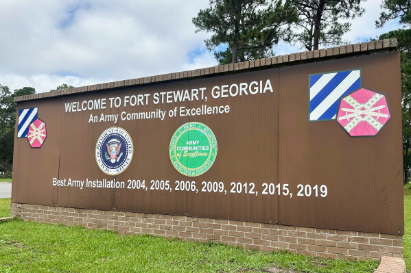 Stars and Stripes Publisher Announces Retirement Amid Pentagon’s Editorial Control Efforts