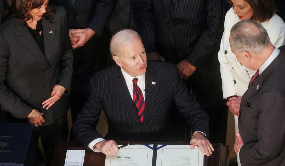 Justice Department Faces Scrutiny Over Biden’s Clemency Decisions