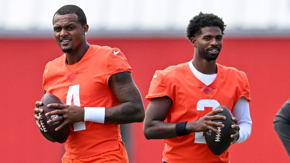 Browns’ Quarterback Competition Heats Up in Preseason