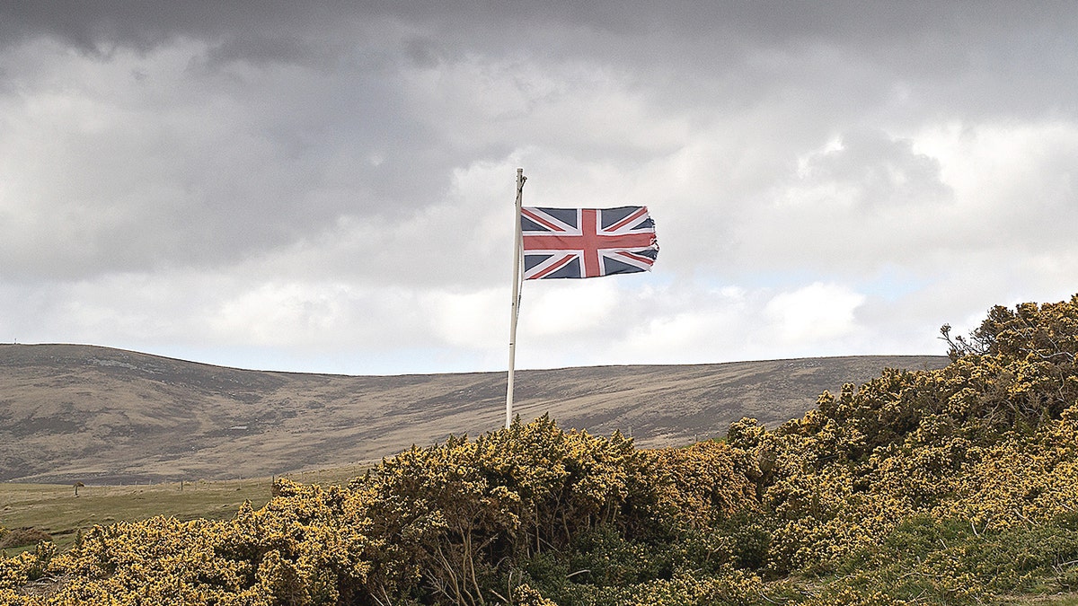 U.S.-UK Defense Spending Dynamics Amid Falklands Dispute