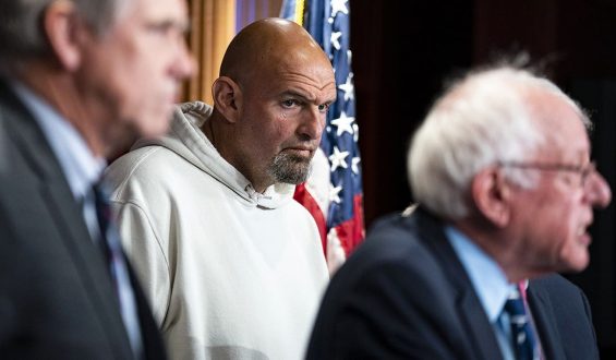 Sanders Criticizes Fetterman Over Disconnection with Voters