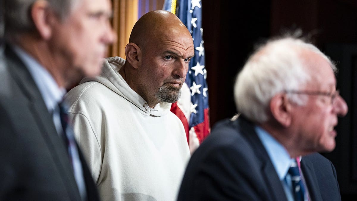 Sanders Criticizes Fetterman Over Disconnection with Voters
