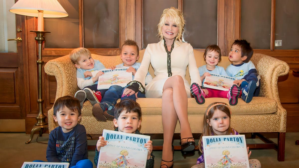 Alabama Supports Dolly Parton’s Imagination Library with License Plate Initiative