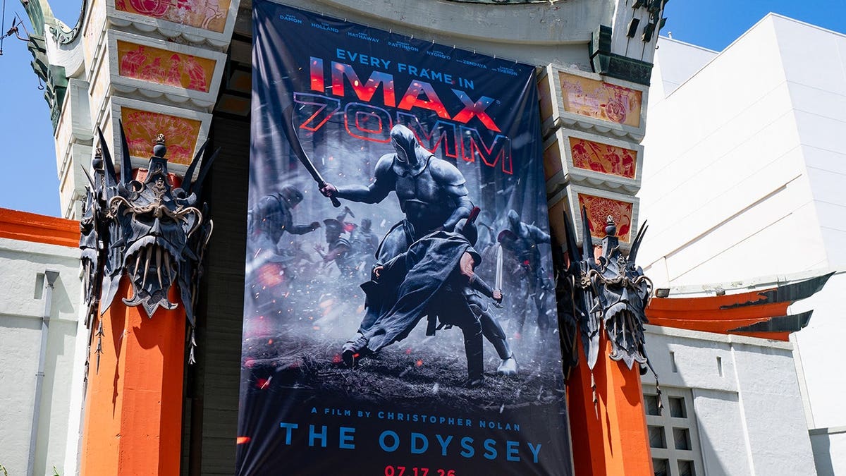 Avoid Scams When Searching for Free Movie Streams Online