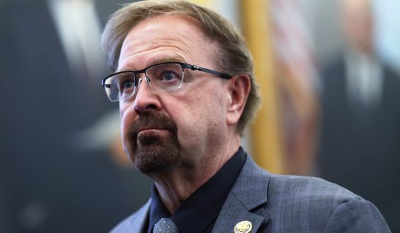 Chuck Edwards Withdraws from Re-Election Amid Ethics Scandal