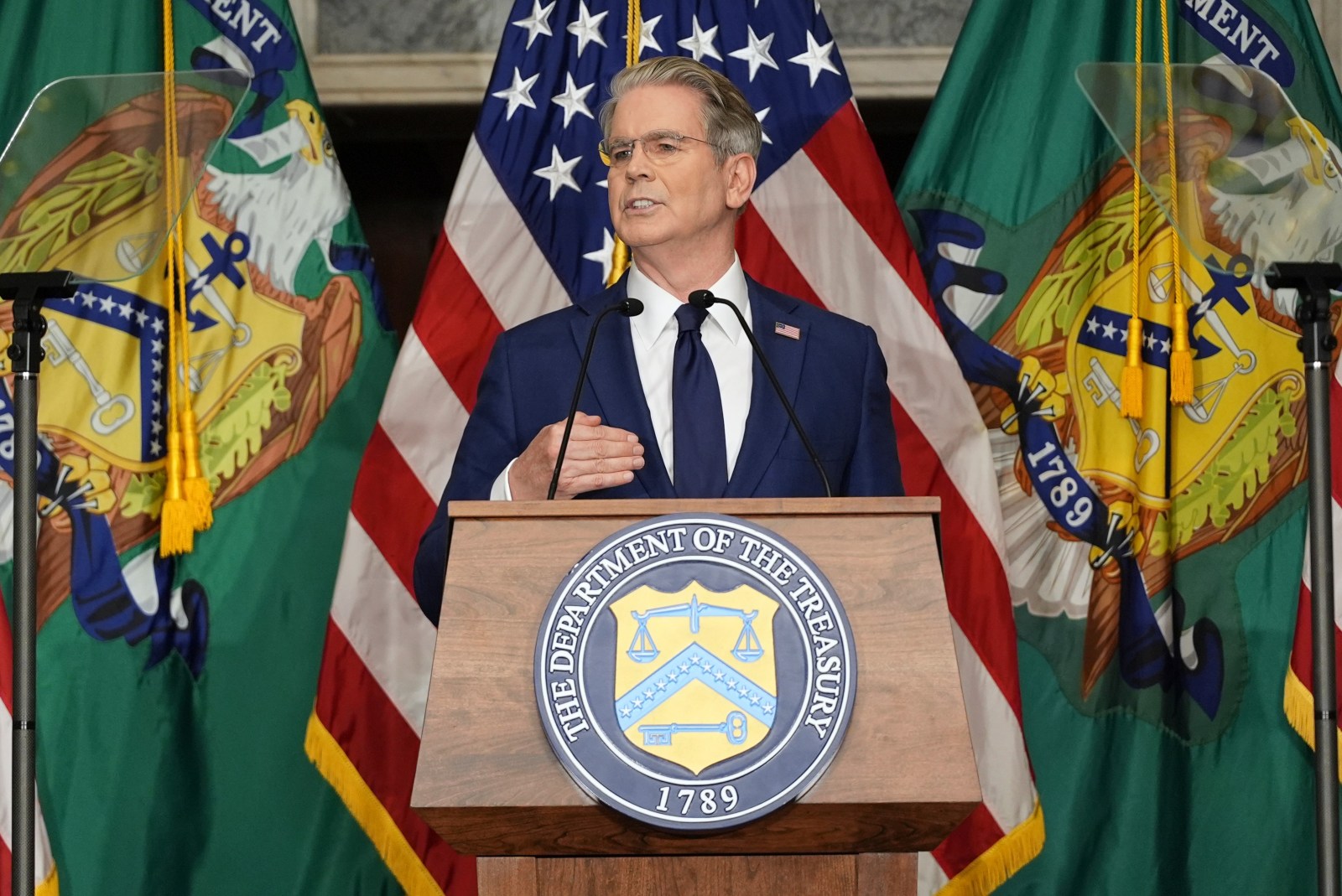U.S. Intensifies Economic Pressure on Iran with New Sanctions Package