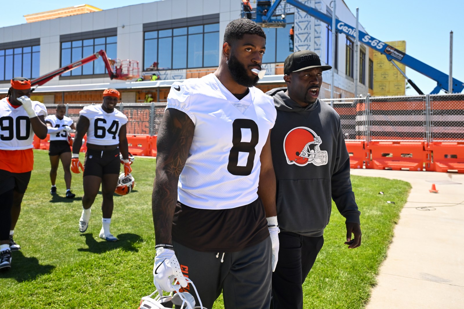 Altercation at Browns Training Camp Involving Jared Verse and Spencer Fano
