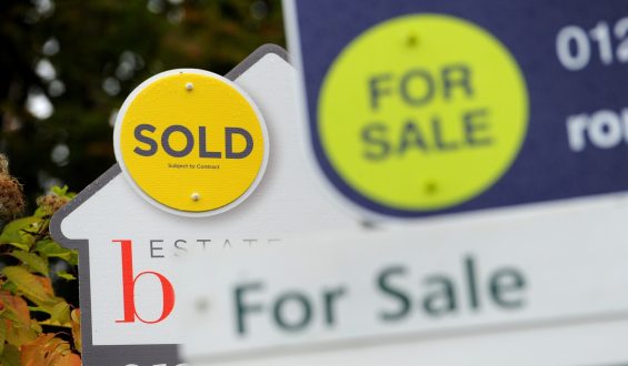 U.S. Housing Market Faces Challenges Amid Rising Mortgage Rates