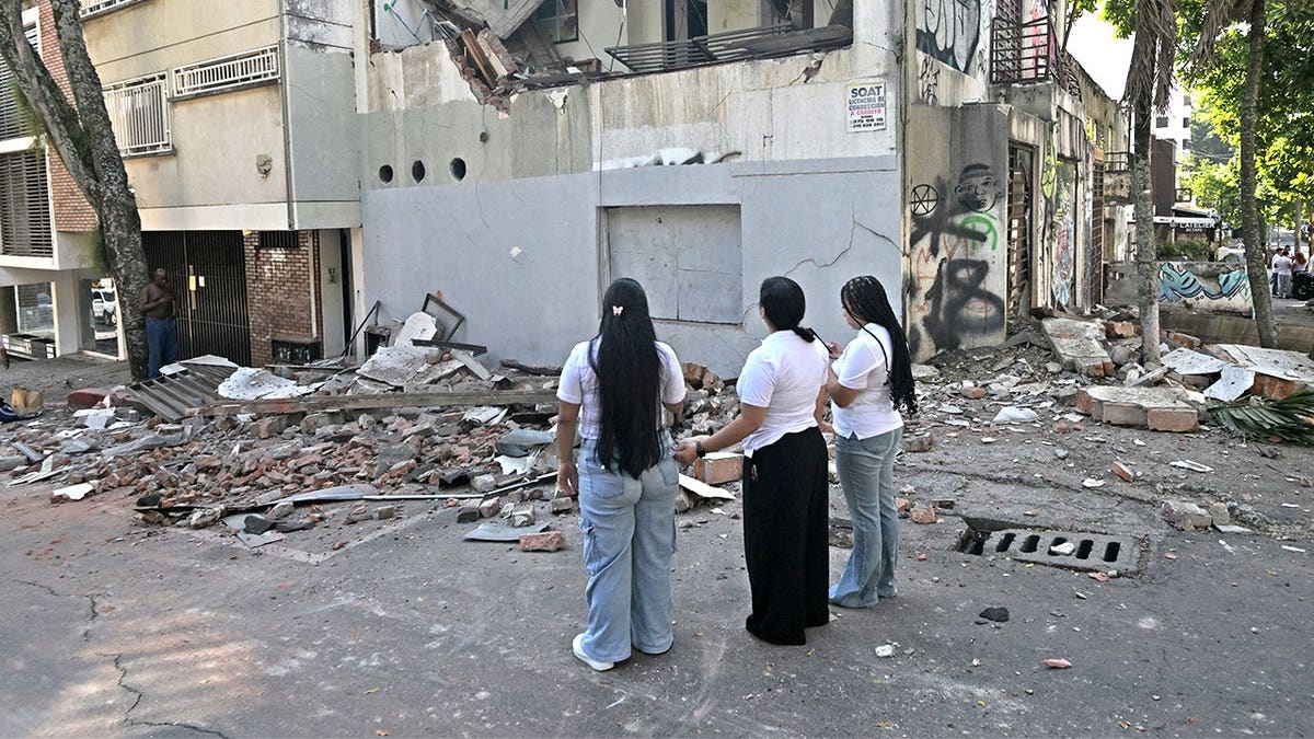 Safety Concerns for Travelers as Earthquake Strikes Colombia