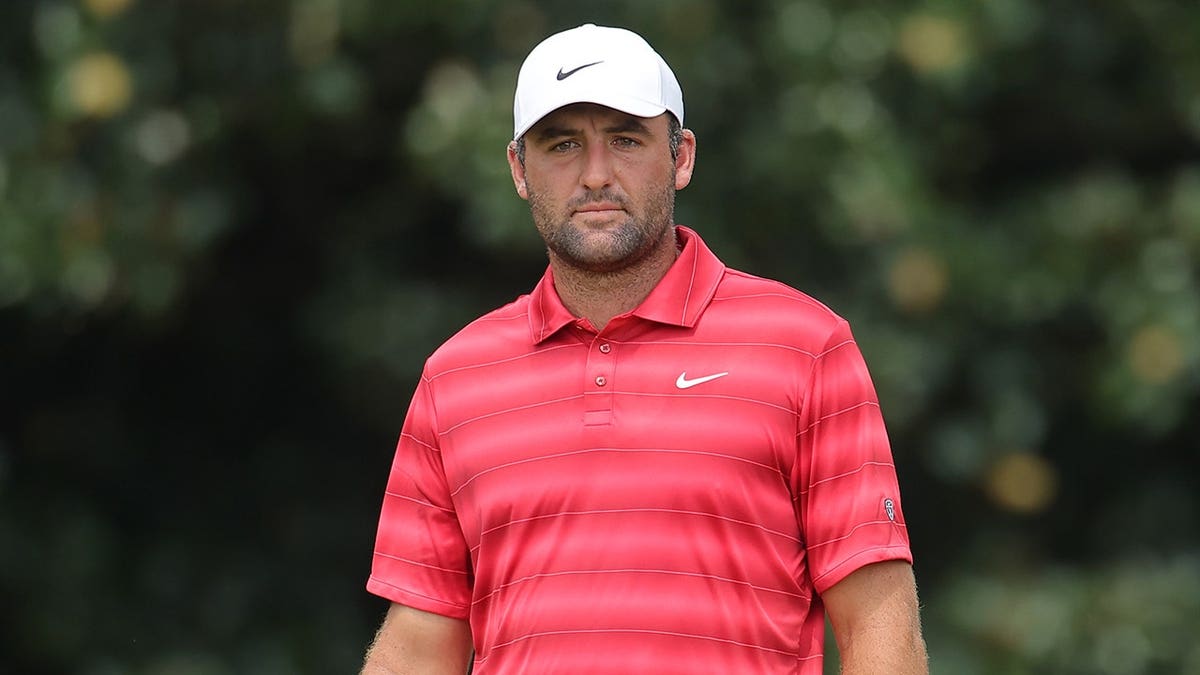 Scottie Scheffler Claims Second Tour Championship