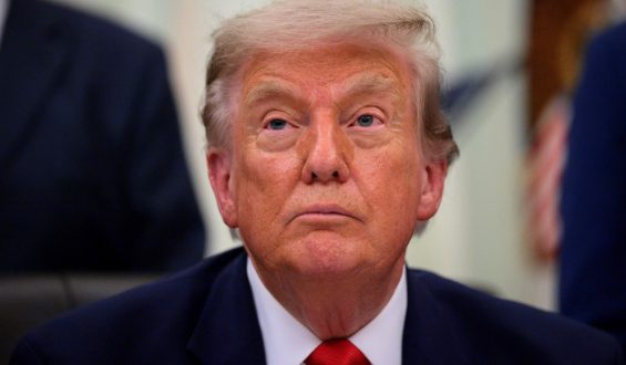 Trump’s Approval Ratings Decline in Key States Ahead of Midterms