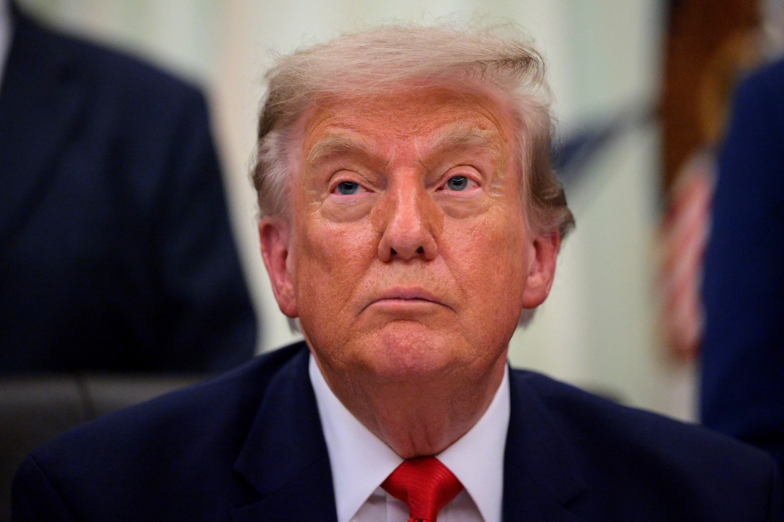 Trump’s Approval Ratings Decline in Key States Ahead of Midterms