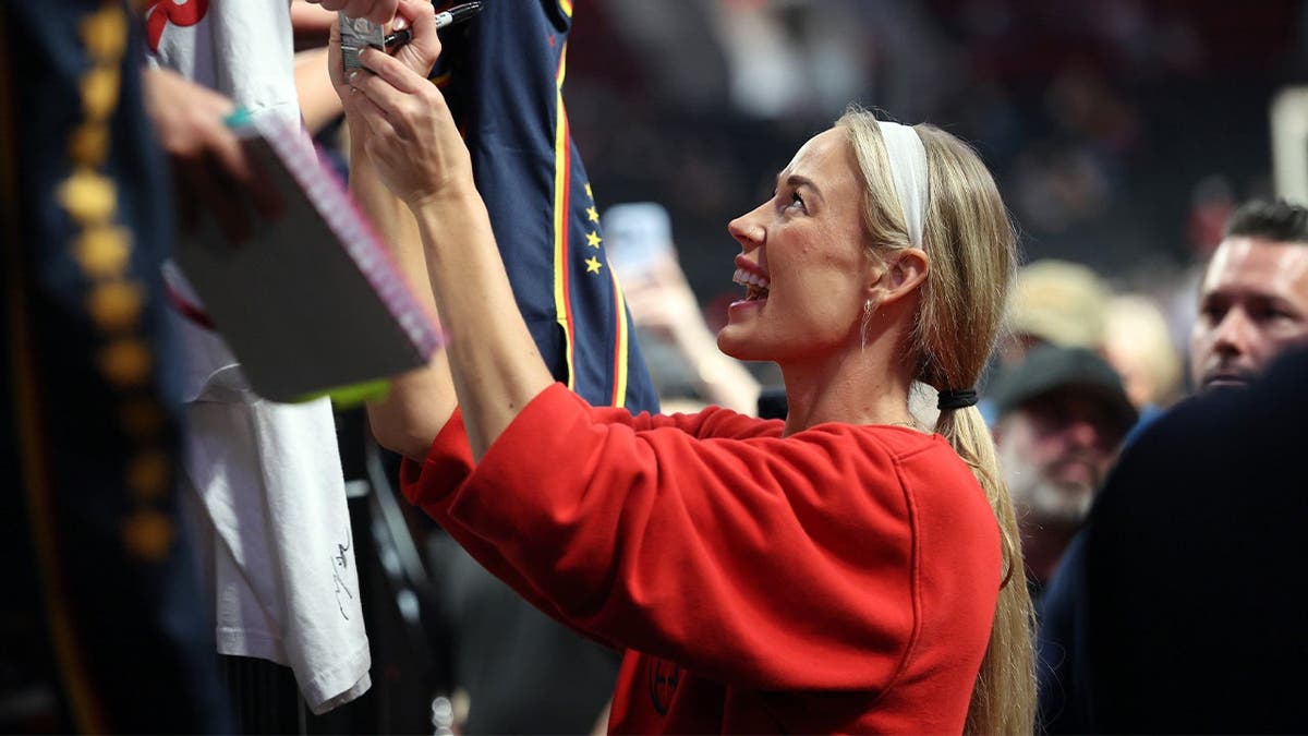 Tension at WNBA Game as Women’s Sports Advocates Confronted