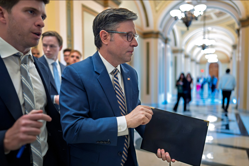 Congress Struggles with Budget Talks Amid Upcoming Recess