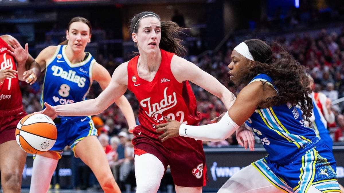Rivalry Boosts Women’s Basketball as Caitlin Clark Faces Injury Concerns