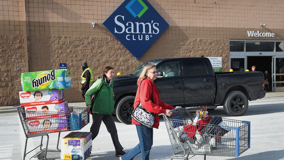 Warehouse Clubs Compete with Prepared Meals