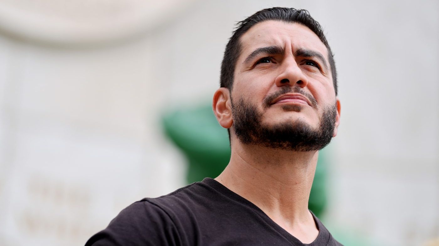 Challenges Facing the Democratic Party Amid Diverging Ideologies
