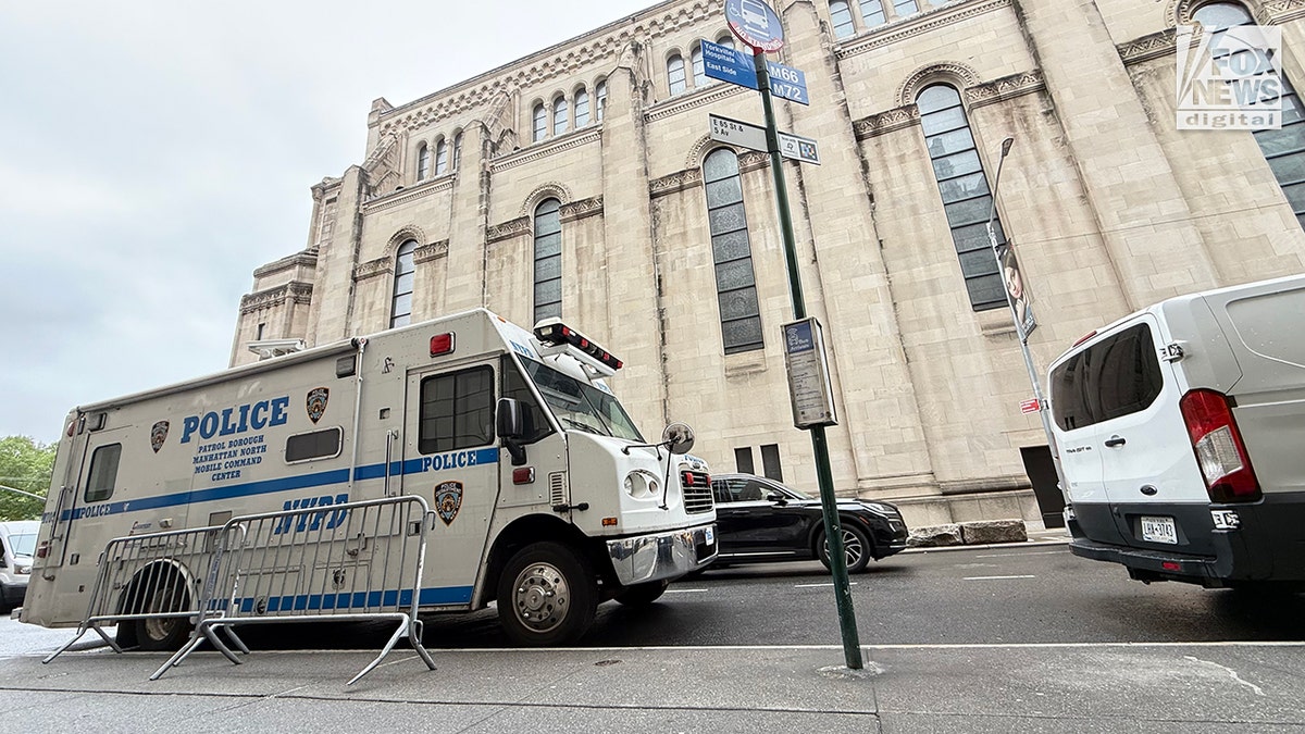 Increased Security in U.S. Synagogues Amid Rising Antisemitic Threats