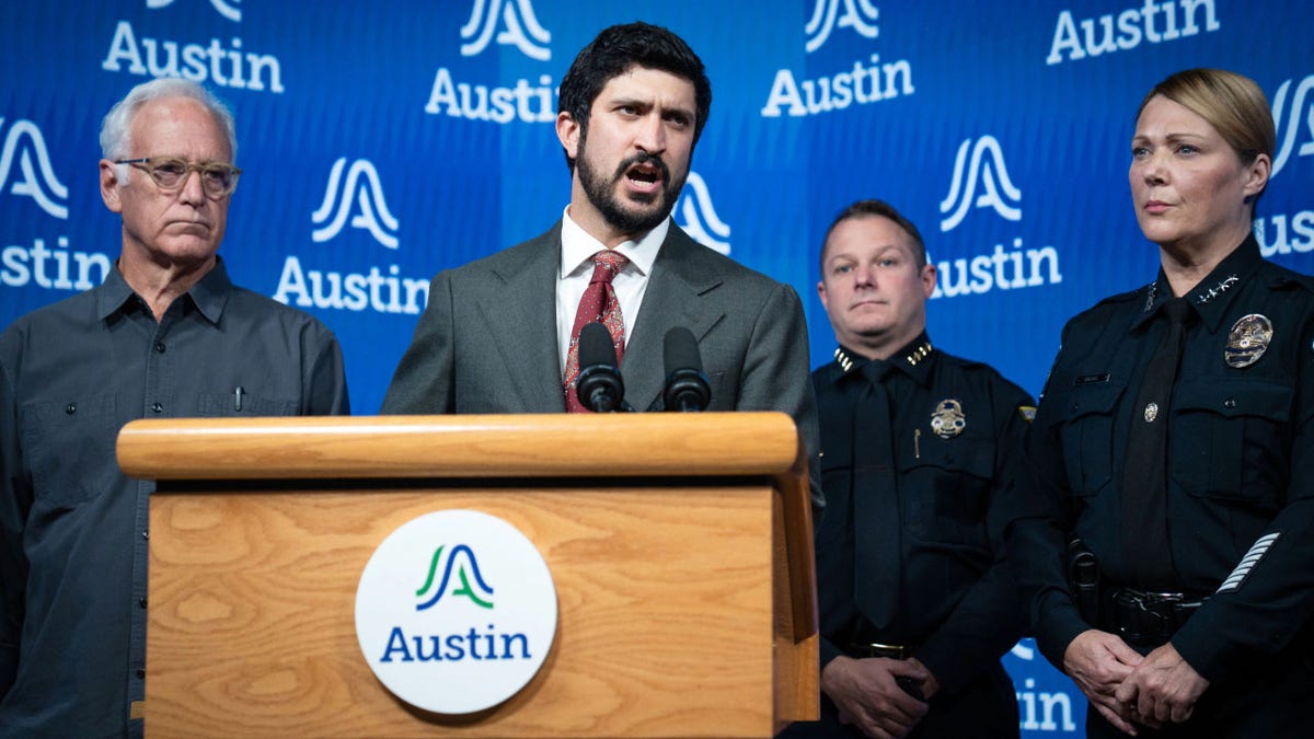 Austin Democrats Criticized After ICE Incident